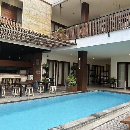 The Paving Villa Canggu Екстериор снимка